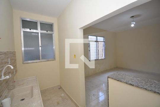 Cozinha de casa para alugar com 2 quartos, 60m² em Jardim América, Rio de Janeiro
