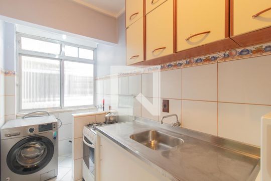 Cozinha e Área de Serviço de apartamento à venda com 1 quarto, 40m² em Praia de Belas, Porto Alegre