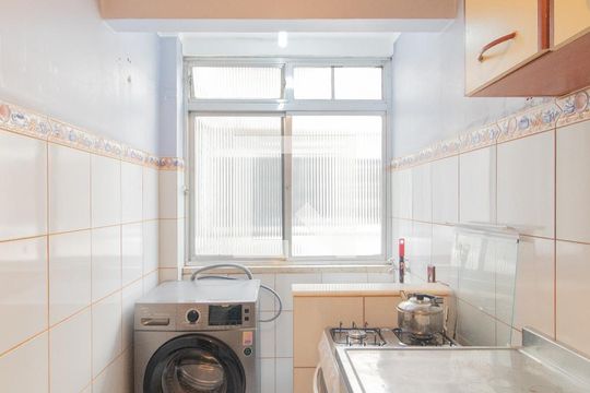 Cozinha e Área de Serviço de apartamento à venda com 1 quarto, 40m² em Praia de Belas, Porto Alegre