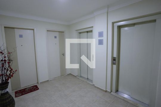 Hall de Entrada de apartamento à venda com 2 quartos, 49m² em Cidade Patriarca, São Paulo