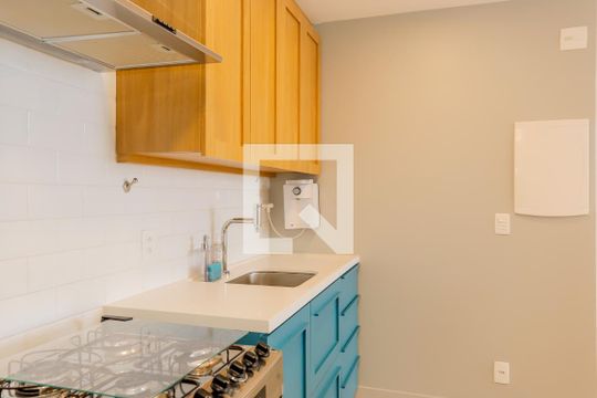 Cozinha  de apartamento para alugar com 2 quartos, 68m² em Copacabana, Rio de Janeiro