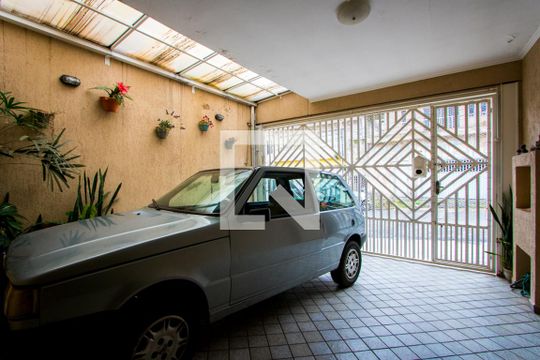 Garagem de casa à venda com 3 quartos, 245m² em Vila Curuçá, Santo André