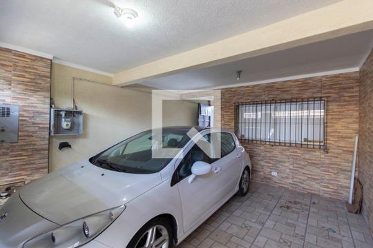 Garagem de casa à venda com 4 quartos, 200m² em Vila Ré, São Paulo