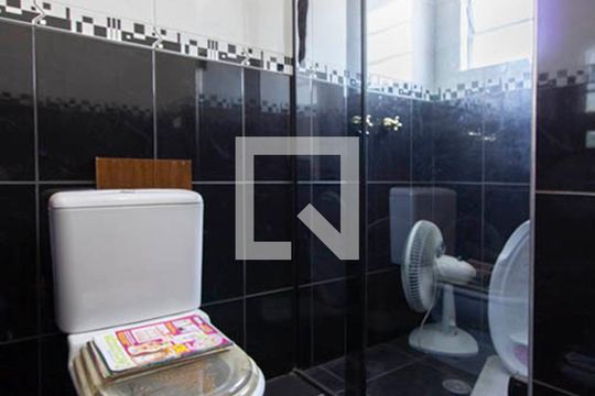 Banheiro Suíte de casa à venda com 4 quartos, 200m² em Vila Ré, São Paulo
