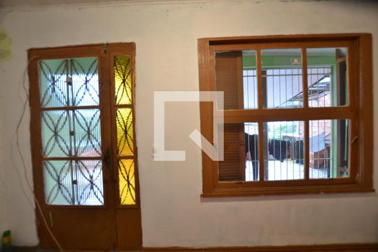 Sala de casa à venda com 3 quartos, 156m² em Cascata, Porto Alegre