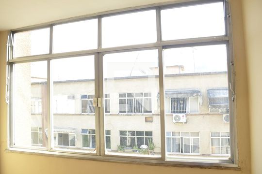 Quarto 1 de apartamento à venda com 2 quartos, 70m² em Fonseca, Niterói