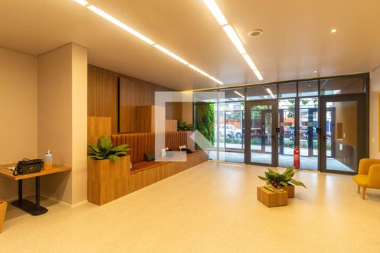 Entrada de kitnet/studio para alugar com 1 quarto, 23m² em Paraíso, São Paulo