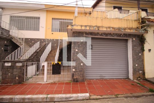 Fachada de casa à venda com 2 quartos, 250m² em Tucuruvi, São Paulo