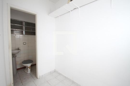 Quarto de Serviço de apartamento para alugar com 2 quartos, 70m² em Ipiranga, São Paulo