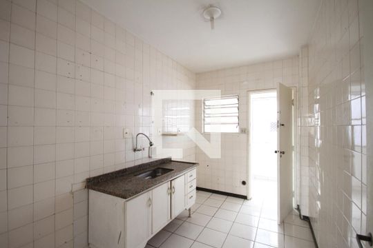 Cozinha de apartamento para alugar com 2 quartos, 70m² em Ipiranga, São Paulo