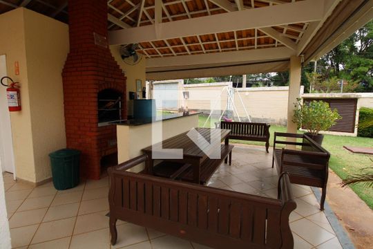 Área comum - Churrasqueira de apartamento para alugar com 2 quartos, 46m² em Vila Trinta e Um de Março, Campinas