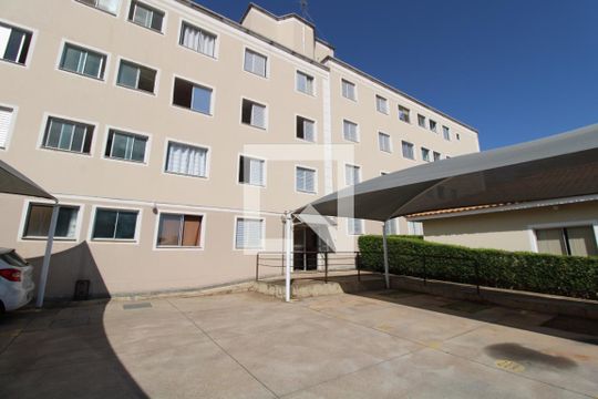 Fachada do bloco de apartamento para alugar com 2 quartos, 46m² em Vila Trinta e Um de Março, Campinas
