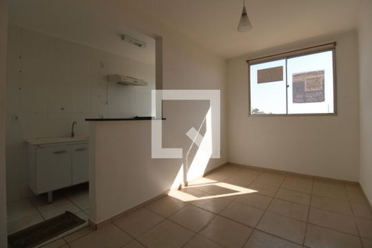 Apartamento para alugar com 2 quartos, 46m² em Vila Trinta e Um de Março, Campinas