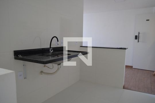 Cozinha de apartamento à venda com 1 quarto, 40m² em Taquara, Rio de Janeiro