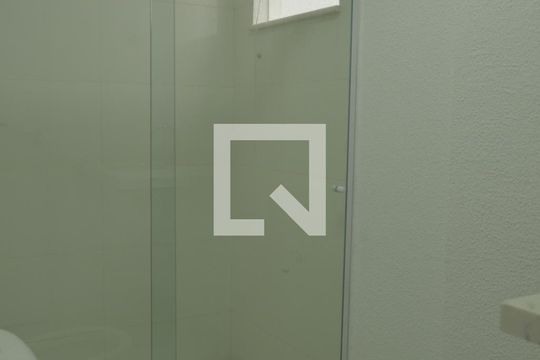Banheiro de apartamento à venda com 1 quarto, 40m² em Taquara, Rio de Janeiro