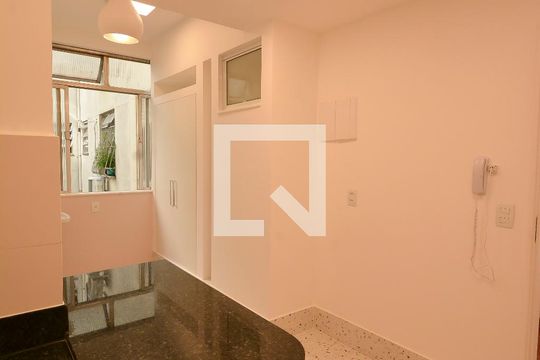Cozinha de apartamento para alugar com 3 quartos, 86m² em Flamengo, Rio de Janeiro