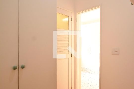 Quarto de Serviço de apartamento para alugar com 3 quartos, 86m² em Flamengo, Rio de Janeiro