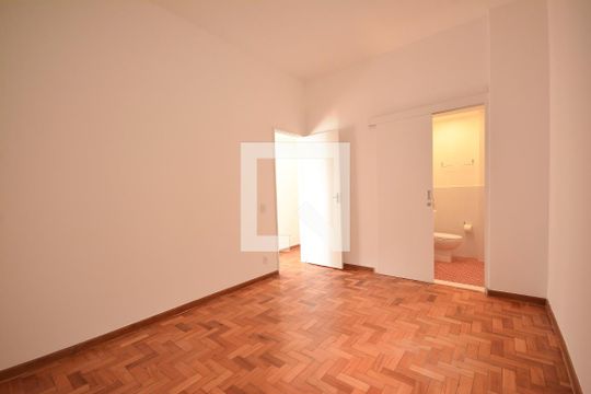 Quarto com suite de apartamento para alugar com 3 quartos, 86m² em Flamengo, Rio de Janeiro