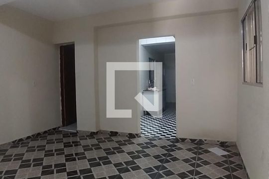 Sala de casa à venda com 3 quartos, 180m² em Conjunto Habitacional A E Carvalho, São Paulo