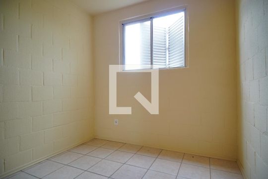 Quarto 1 de apartamento à venda com 2 quartos, 42m² em Rubem Berta, Porto Alegre