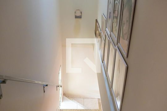Escada de casa à venda com 2 quartos, 125m² em Parque Jambeiro, Campinas