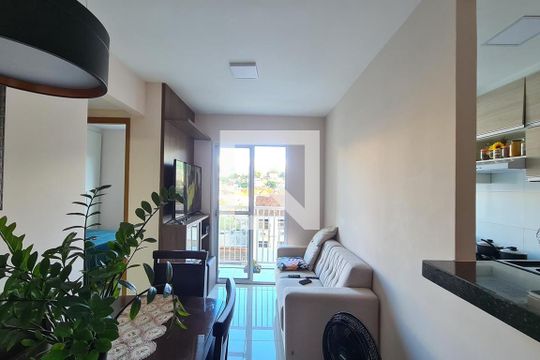 Sala de apartamento para alugar com 2 quartos, 51m² em Todos Os Santos, Rio de Janeiro