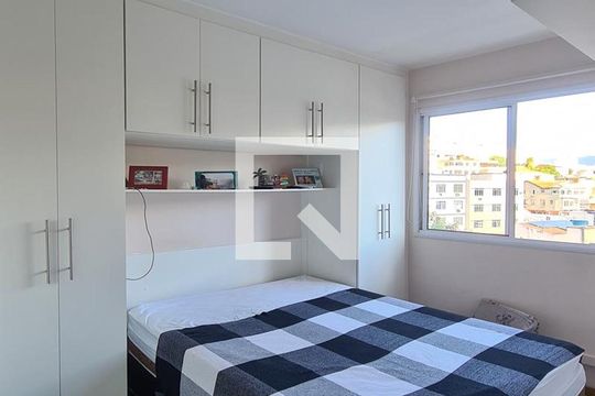 Quarto - suíte de apartamento para alugar com 2 quartos, 51m² em Todos Os Santos, Rio de Janeiro