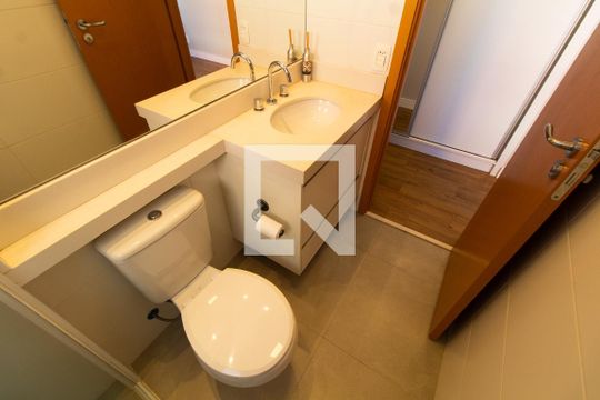 Banheiro Suíte 2 de apartamento para alugar com 2 quartos, 57m² em Vila Nova, Campinas