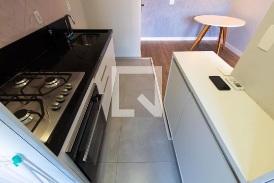 Cozinha de apartamento para alugar com 2 quartos, 57m² em Vila Nova, Campinas