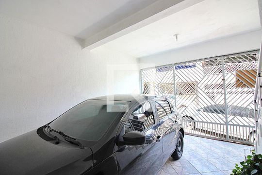 Garagem de casa à venda com 3 quartos, 200m² em Montanhão, São Bernardo do Campo