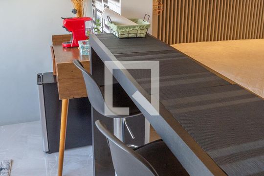 Sala e Cozinha de kitnet/studio à venda com 1 quarto, 36m² em Bom Retiro, São Paulo