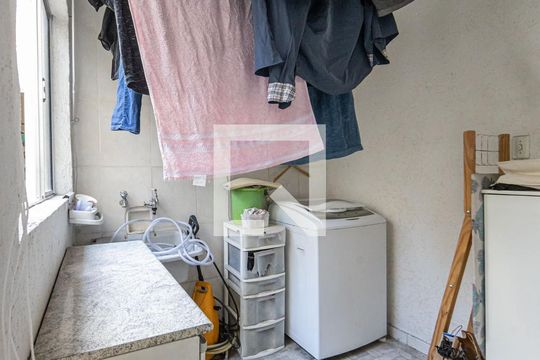 Área de Serviço de casa à venda com 3 quartos, 130m² em Vila Carrão, São Paulo