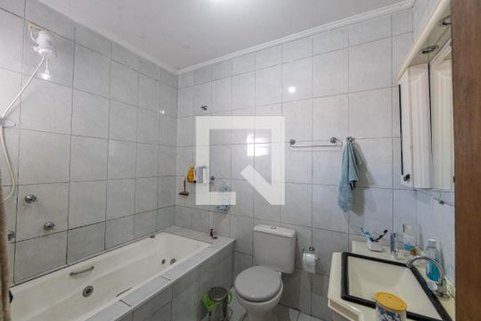 Banheiro Quarto 2 de casa à venda com 3 quartos, 130m² em Vila Carrão, São Paulo
