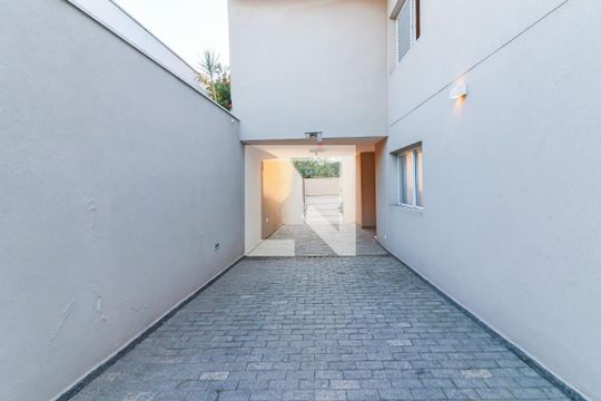 Garagem de casa à venda com 4 quartos, 490m² em Butantã, São Paulo
