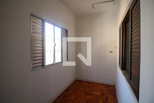 Quarto 3 de casa para alugar com 3 quartos, 250m² em Vila Carrão, São Paulo