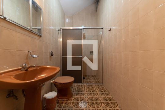 Banheiro Social de casa à venda com 2 quartos, 108m² em Vila Prudente, São Paulo