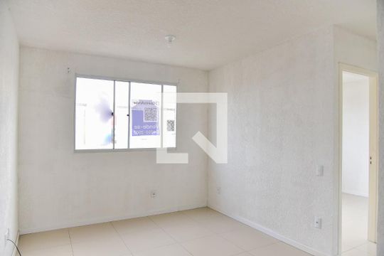 Sala de apartamento à venda com 2 quartos, 44m² em Mário Quintana, Porto Alegre