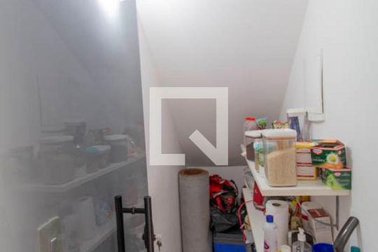 Despensa de casa à venda com 3 quartos, 120m² em Jardim Maringa, São Paulo