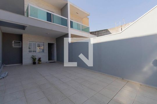 Garagem de casa à venda com 3 quartos, 120m² em Jardim Maringa, São Paulo
