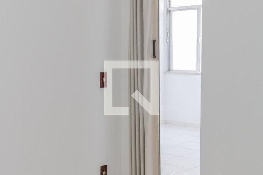 Quarto 1 de apartamento para alugar com 2 quartos, 72m² em Todos Os Santos, Rio de Janeiro