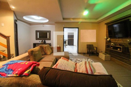 Sala de Estar de casa à venda com 3 quartos, 300m² em Nossa Senhora das Graças, Canoas