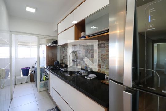 Cozinha de apartamento para alugar com 1 quarto, 74m² em Vila Augusta, Guarulhos