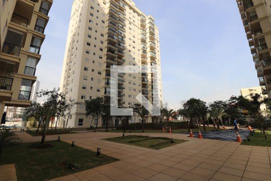 Fachada do bloco de apartamento para alugar com 1 quarto, 74m² em Vila Augusta, Guarulhos