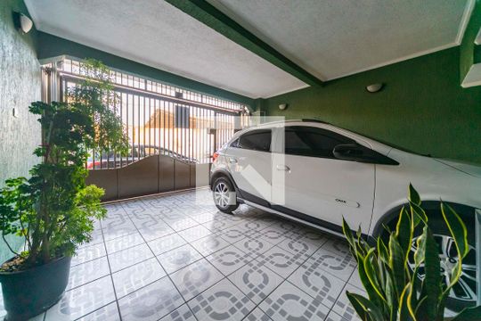 Garagem de casa à venda com 3 quartos, 164m² em Condomínio Maracanã, Santo André