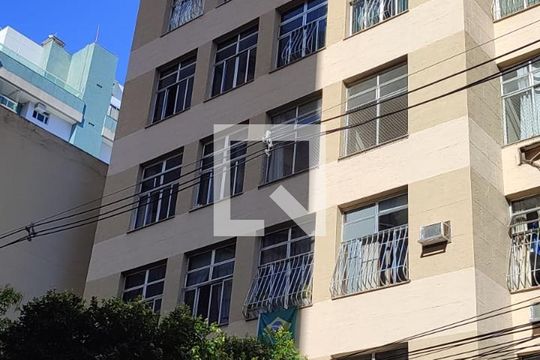 Fachada  de apartamento para alugar com 2 quartos, 60m² em Icaraí, Niterói