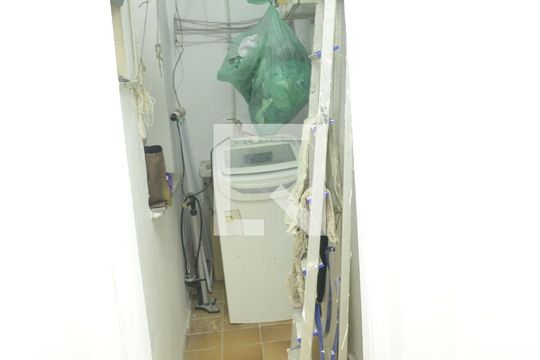 Área de Serviço de apartamento para alugar com 2 quartos, 60m² em Icaraí, Niterói