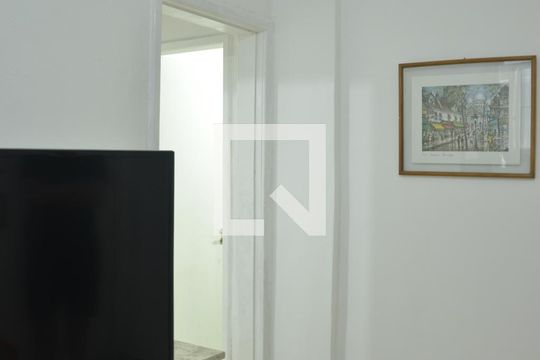 Sala  de apartamento para alugar com 2 quartos, 60m² em Icaraí, Niterói
