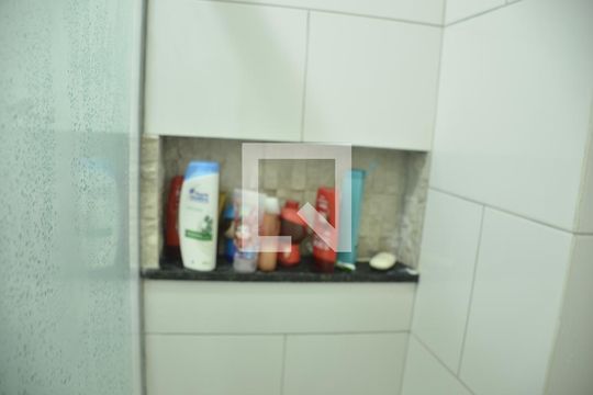 Banheiro  de apartamento para alugar com 2 quartos, 60m² em Icaraí, Niterói