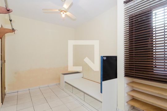Quarto 1 de casa para alugar com 2 quartos, 125m² em Jardim Santa Cecília, Guarulhos