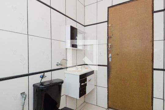 Banheiro de casa para alugar com 2 quartos, 125m² em Jardim Santa Cecília, Guarulhos